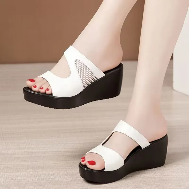 

Women Shoes Sexy Soft Leather Female Flip flop Slippers Summer Fashion Slides Shoes for women Comfortable Sandals Women