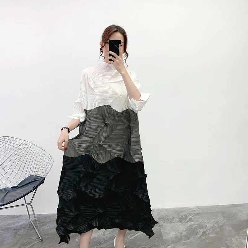 

Stand Collar Hit Color Long Pullover Dress Women 2022 New Autumn Vintage Loose Temperament Pleated Dress Tide Leisure kaftan