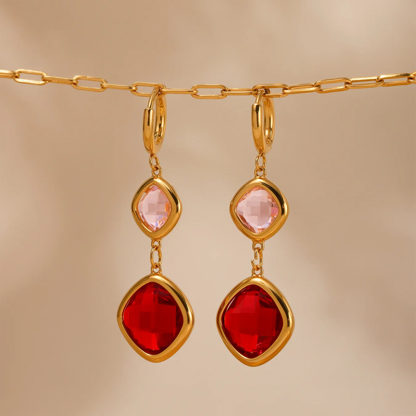 Liora Hochwertige Edelstahl-Quadrat-Glas-Bling-Tropfen-Creolen für Frauen, Mutter, hypoallergener Schmuck, Hochzeitsgeschenke – Detail 12