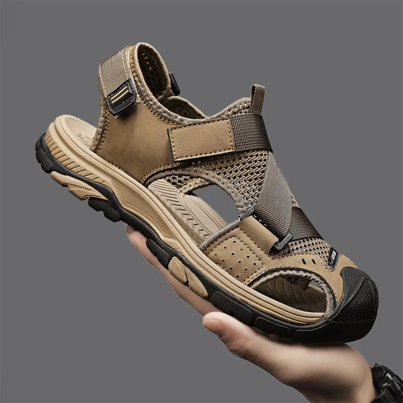 Fashion Light Casual Sneakers Men's Beach Sandals Summer Gladiator Men's Sandals Outdoor Roman Breathable Men Shoes