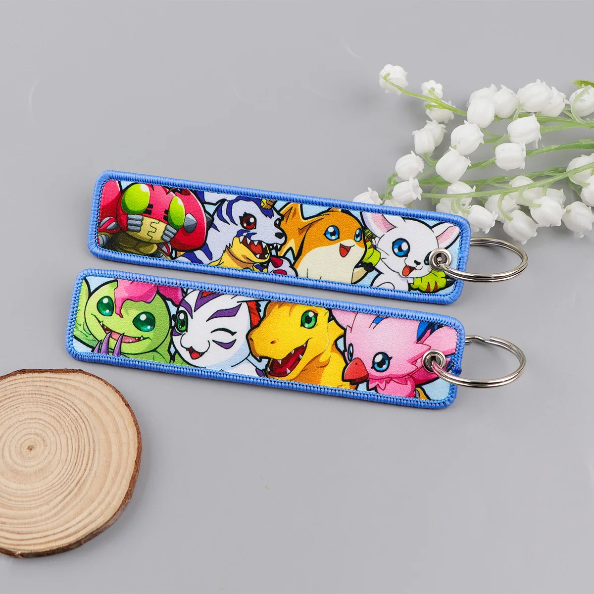 Niedliche Monster-Schlüsselanhänger mit Stickerei, Manga-Schlüsselanhänger, Cartoon-Schlüsselringe für Taschen, Autos, Geschenke für Fans, Cosplay-Accessoires – Detail 4