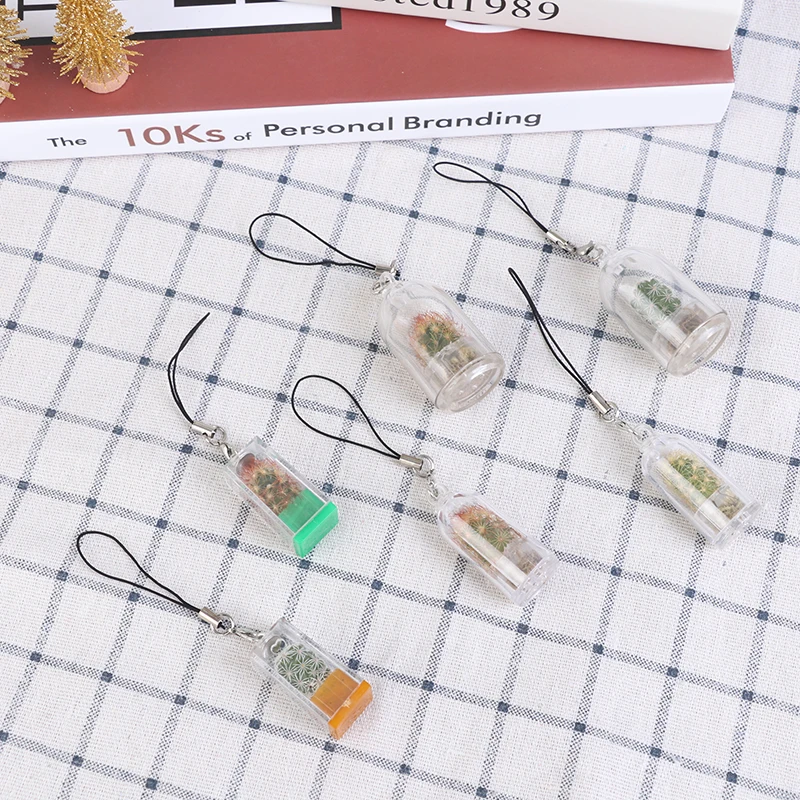 DIY Cactus Miniature Succulent Cactus Terrarium Wearable Necklace Live Succulent Plant Pendant Random Style 4