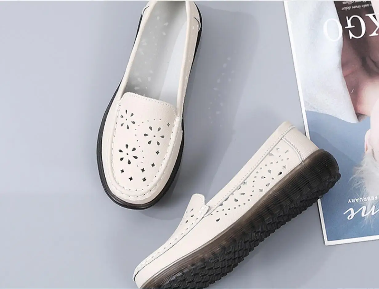 New Women Flats Ballet Shoes Woman Cut Out Leather Breathable Fashion Women Boat Shoes Ballerina Ladies Casual Shoes Plus