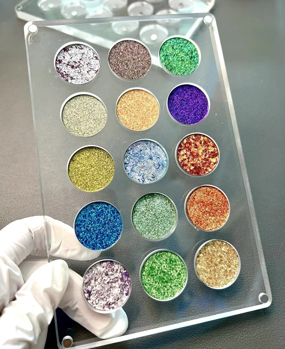 YicaiNew EMPTY Magnetic Eyeshadow Palette DIY Acrylic All Transparent Elegant Eye Shadow Makeup Palette 26mm*4/9/15/24 holes 2