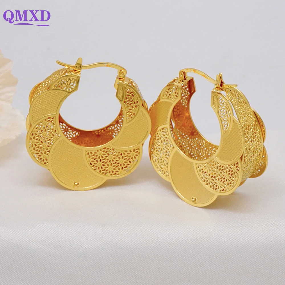 Lightweight Full Gold Earring – The Chandi Studio