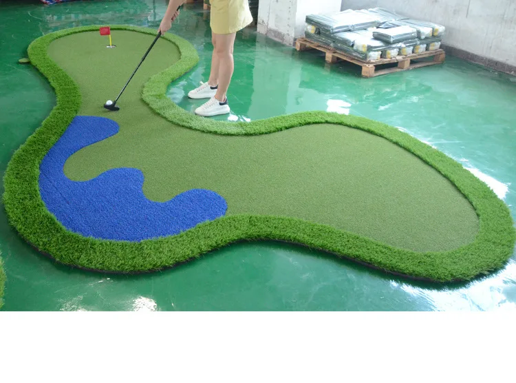 Description Picture 6 of itemFactory OEM portable mini golf course uses custom green golf putters for folding green mat fragmentation putter exercises