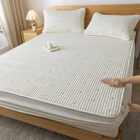 Embroidered Waterproof Mattress Pad Protector Skin-Friendly Durable Fitted Sheet Bed Cover Quilted Mat Cover 150/160/180/200/220 2