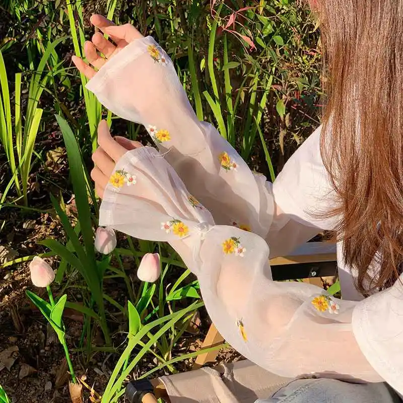 

Summer Sun Protection Arm Sleeves New Loose Fitting Driving Gloves Long Mesh Lace Flower Ice Sleeve For Women Sunscreen Sleeve