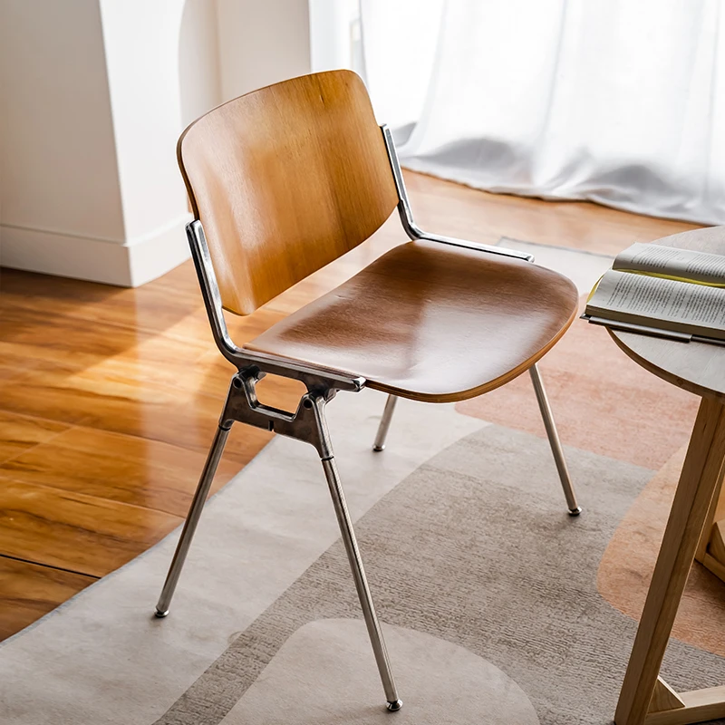 Minimalist Modern Restaurant Chair Metal Stackable Ultralight Bedroom Restaurant Chairs Fancy Chaises Salle Manger Furnitures