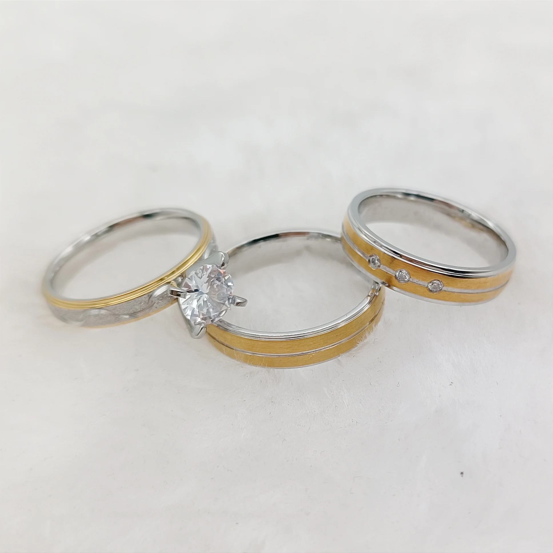 Princess Crown Anillo De Acero Inoxidable Con Circonita De 1.35 Quilates -  Corte Princesa, Tallas 8-13, Ancho De Banda 11.8 Mm Alfonso Xiii, image size:1935x1935