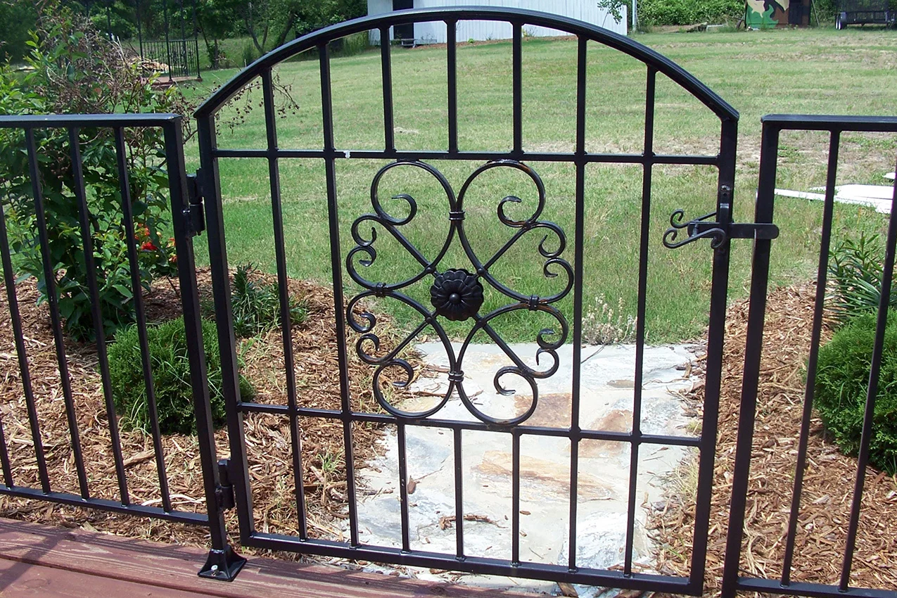 High Quality Iron Gates Main Door Iron Gate Design Iron Gate Designs Simple 2
