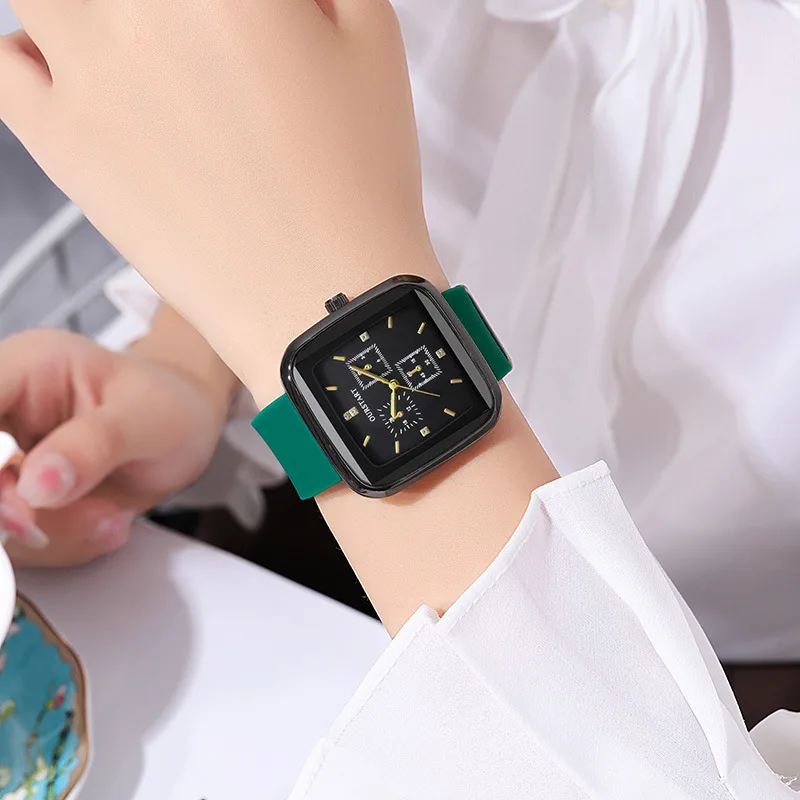 

Women Watch Fashion Diamond Square Quartz Silicone Strap Wristwatches Student Watches for Women Relojes Para Mujer Montre Femme