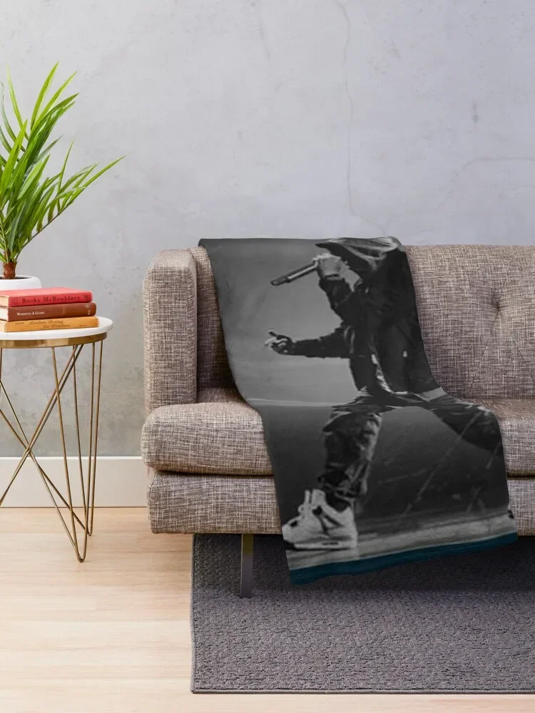 ���̳� ������ ���, ������ ũ�������� ����, ���� ħ�� ���