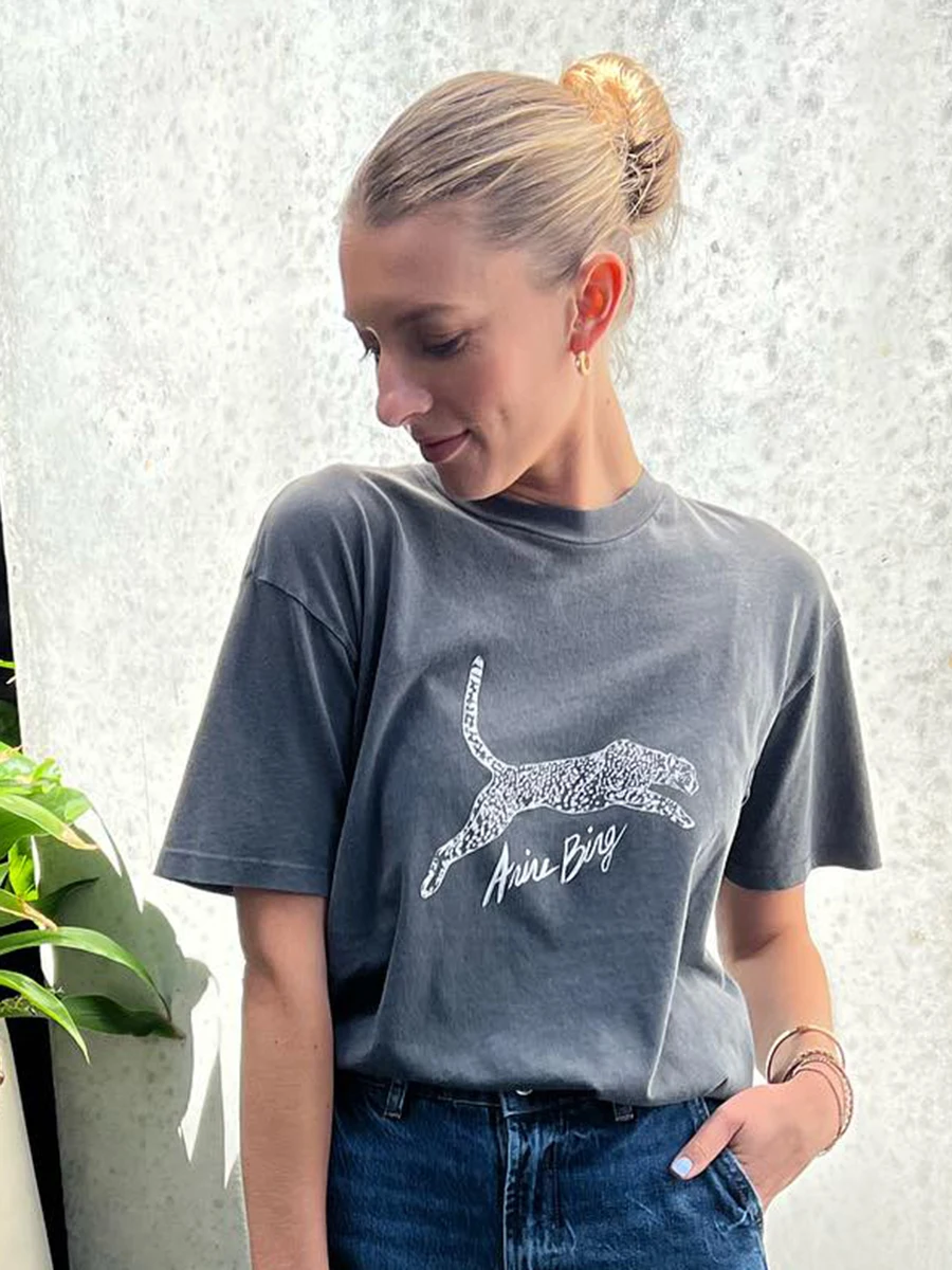 

Leopard Animal Graphic T-shirts 2024 Summer Women Clothing Round Neck Short Sleeve T-shirt Tops Female Vintage Fashion Tee Shirt