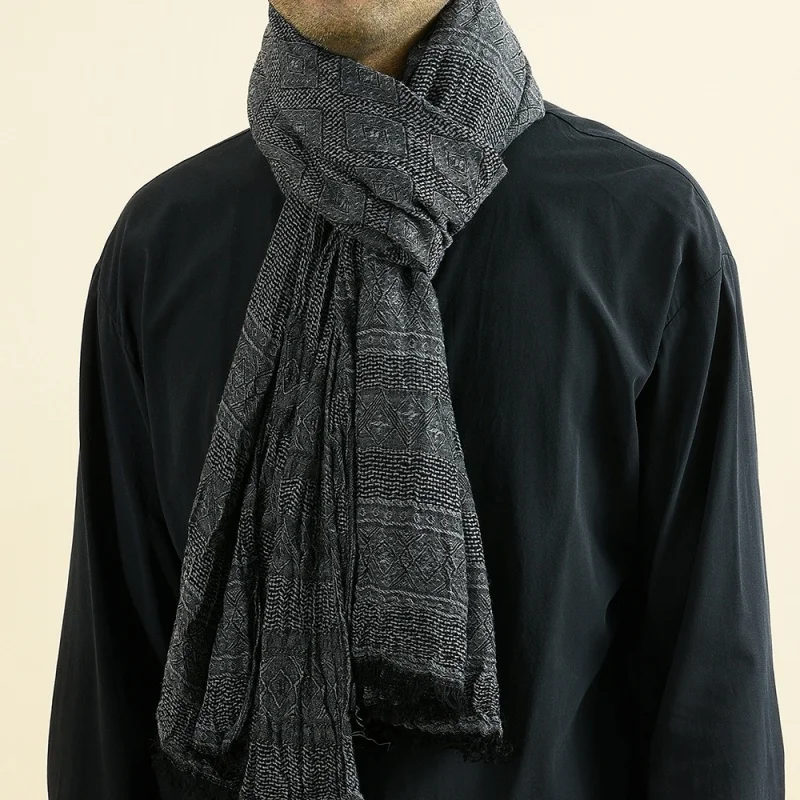 New European and American Yarn-Dyed Men's Scarf Foreign Trade in Stock Dark Diamond Tassel Scarf for Men