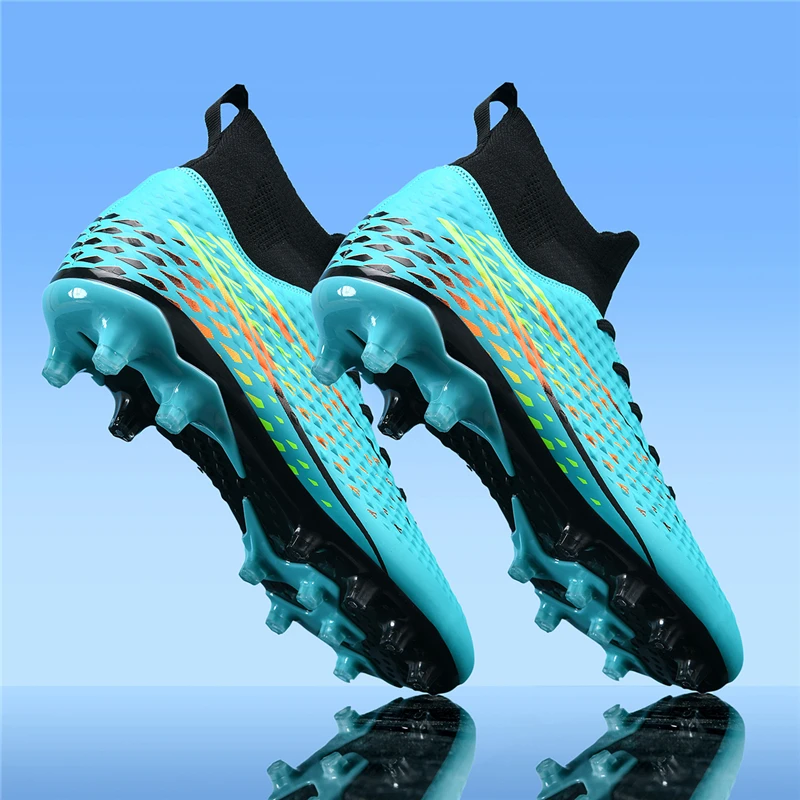

2024 Men's Soccer Shoes Large Size Ultralight Football Boots Boys Sneakers Non-Slip AG/TF Soccer Cleats Ankle Boots Unisex