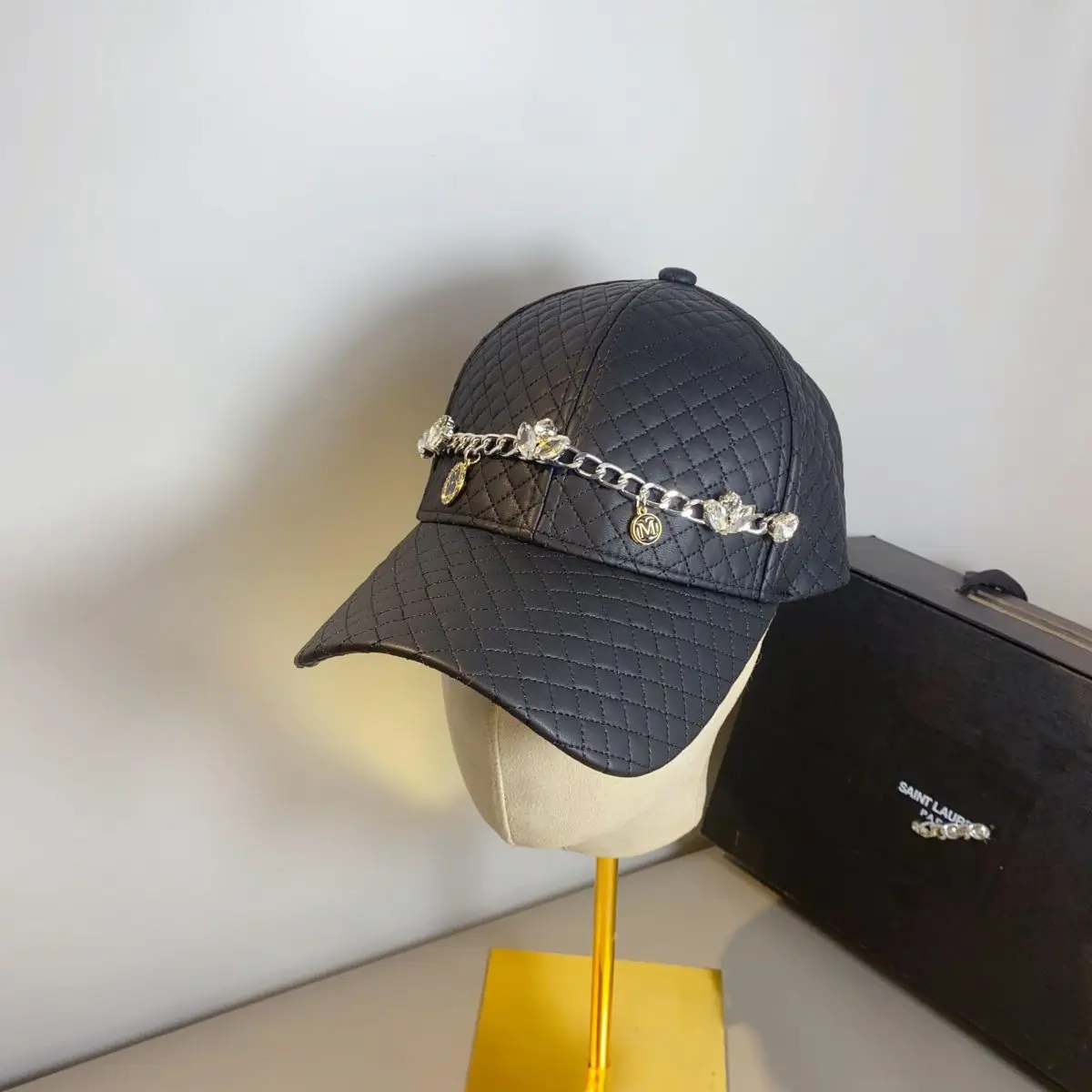 New men's hat autumn and winter leather rhinestone bright face fashion plaid duck hat travel all sun sunscreen baseball caps 3