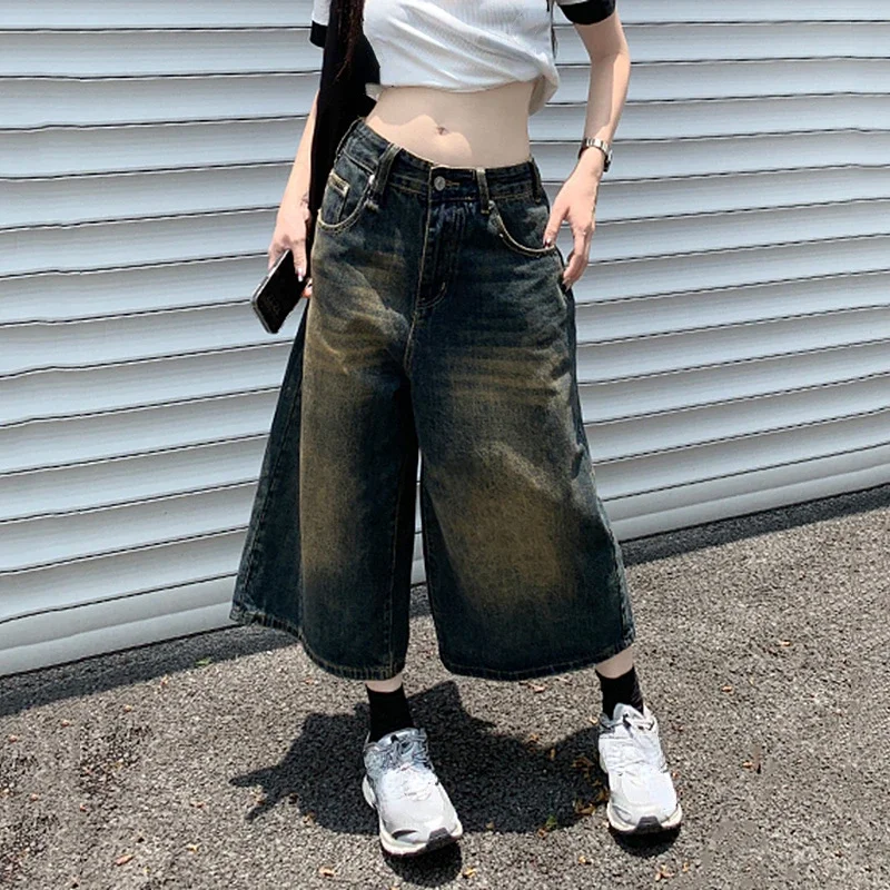 

New 2024 Streetwear Y2k Style Baggy Denim Shorts Women Wide Leg Short Pants Fashion High Waisted Wash Knee Length Jeans Female