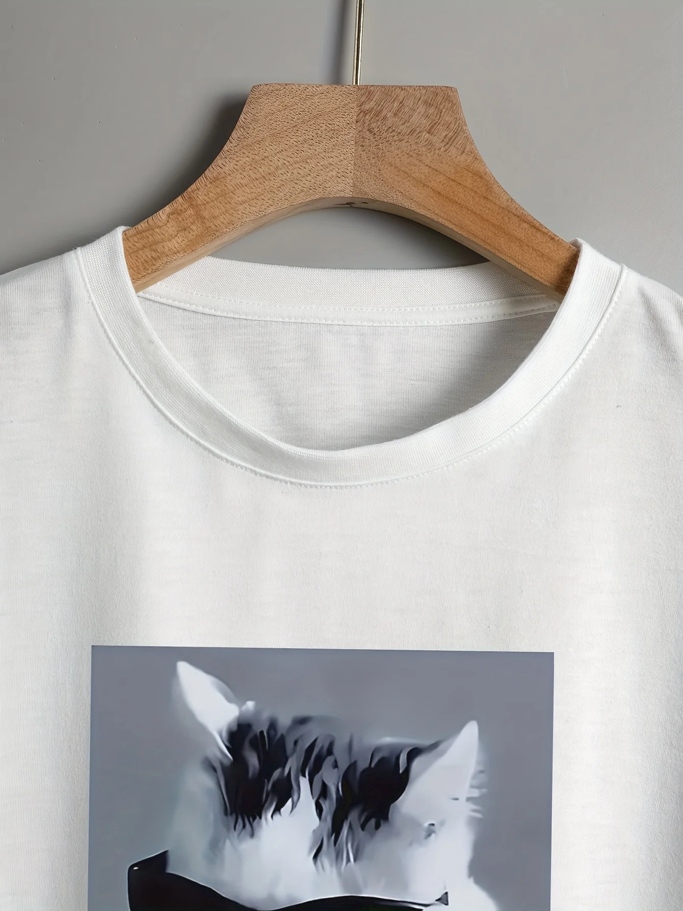 [CPGN STUDIO]★25SS★ALOOF CAT CROP SHORT SLEEVE T-SHIRT MUSINSA | CPGN STUDIO Aurup Cat Crop Short Sleeve T-Shirt Cream
