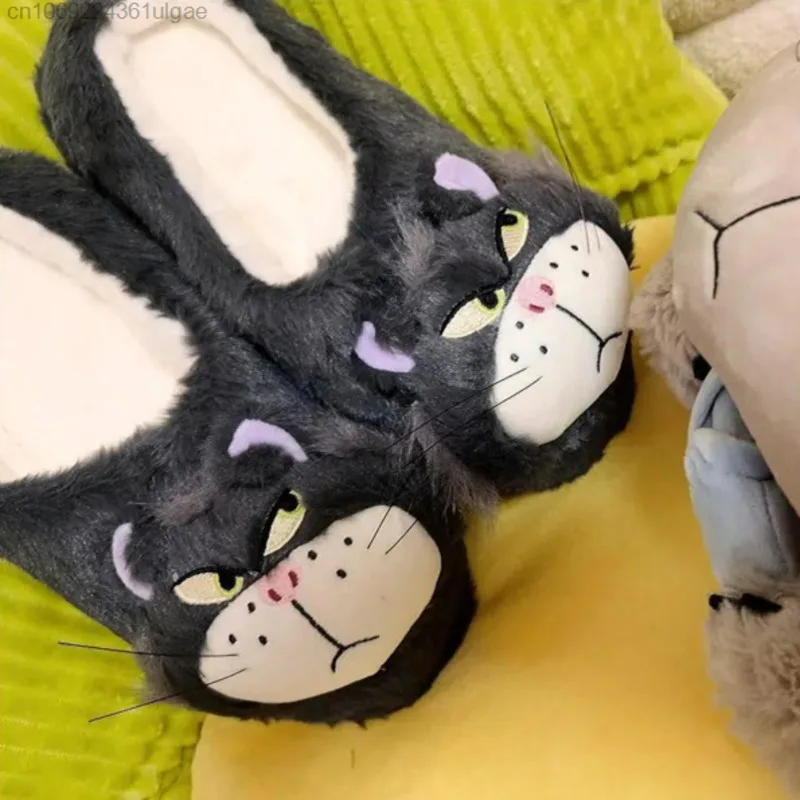 Disney-Zapatillas de algodón con dibujos animados de gato Lucifer