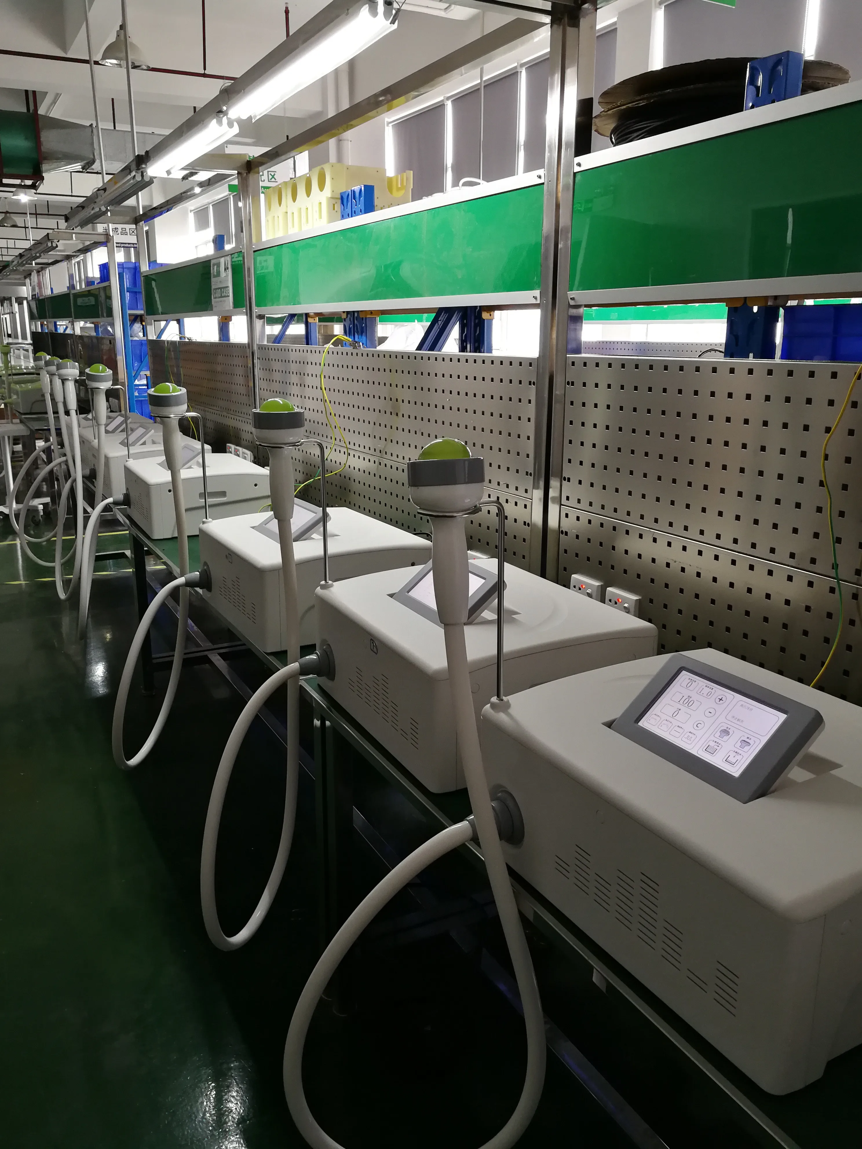 Рисунок 5 - Оборудование для физиотерапии ударно-волновой