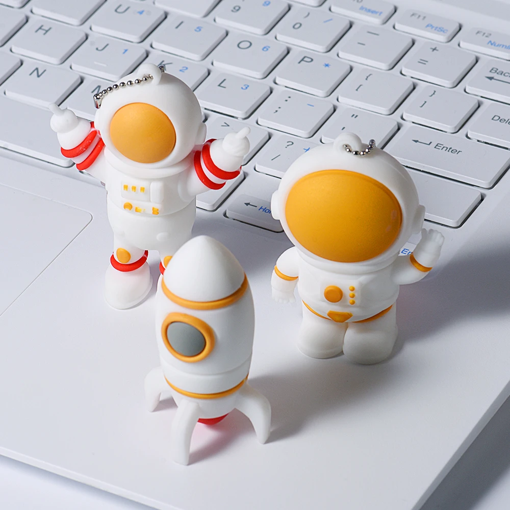 thumbnail image 5 of Memoria USB con forma de astronauta, 128 GB, regalo creativo y genial, 64 GB, llavero gratis, memoria USB de 32 GB, memoria USB blanca de 16 GB, 5 of 5