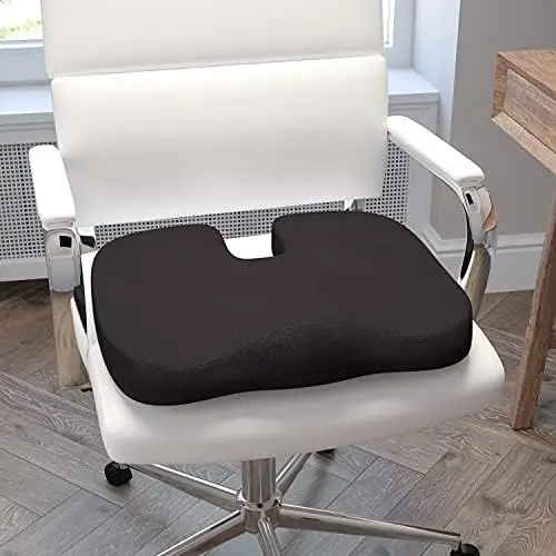 https://ae01.alicdn.com/kf/Sf4d4d7c6a5b64f0396671c8e2bee250ag/Series-Big-Tall-500-lb-Rated-Taupe-LeatherSoft-Executive-Swivel-Ergonomic-Office-Chair-with-Extra-Wide.jpg