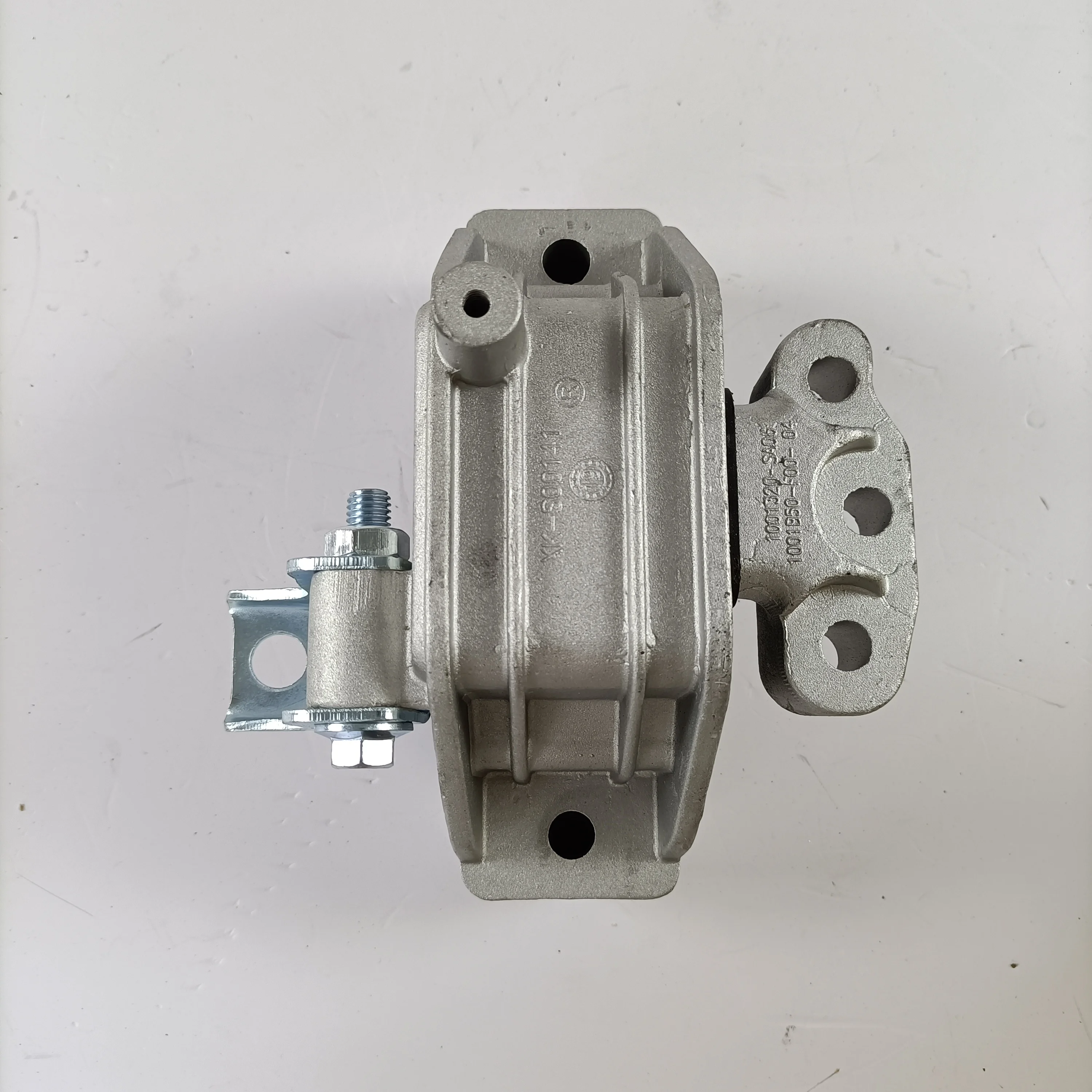 Right Engine Mount Engine Bracket Support For DFSK Glory 580 Pro 1001B50-F00-04