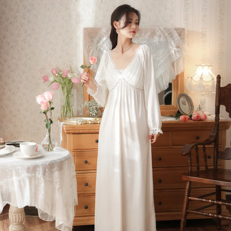 Long Sleeve Cotton Sleep Dress for Women Princess Lace V-neck Long  Nightgown with Built-in Padding Home Clothing for Autumn