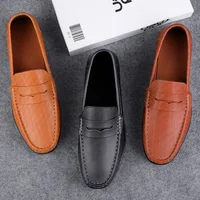 Designer Men Casual Shoes Fashion Men Shoes Genuine Leather Men Loafers Moccasins Slip on Men's Flats Male Driving Shoes 2022