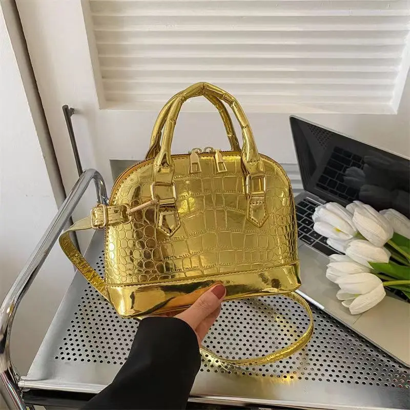 

Vintage Shiny Shell Totes Shoulder Crossbody Bags for Women Handbags and Purses 2023 New Designer Messenger Bag High Quality Ins