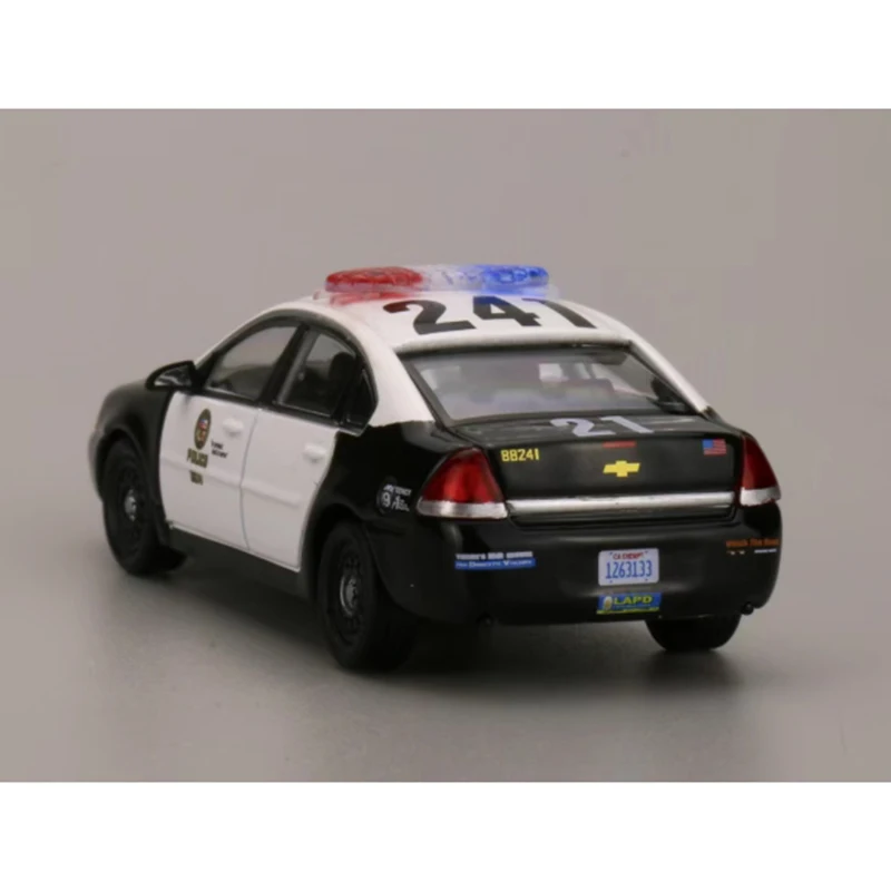 Greenlight 1/64 Chevrolet Impala 1980 9C1 Police CHASE Edition - Miniature Collection