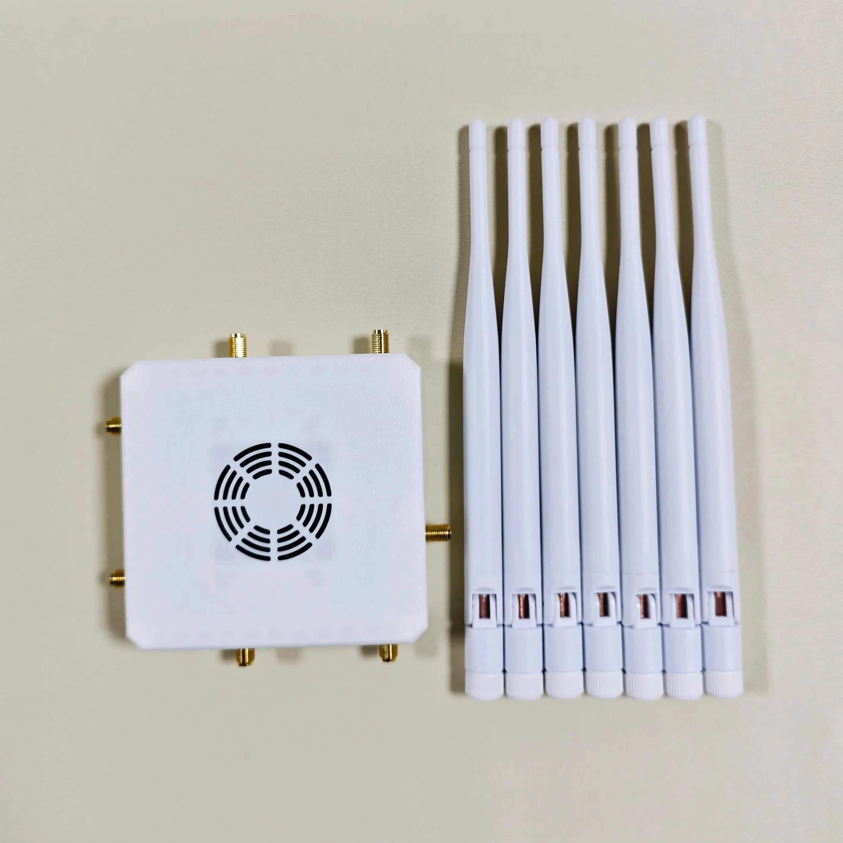 Tundra Tracker SW3 ＆ Base Station1.0 2個 Tundra Tracker SW3 ＆ Base Station1.0 2個 PC周辺機器