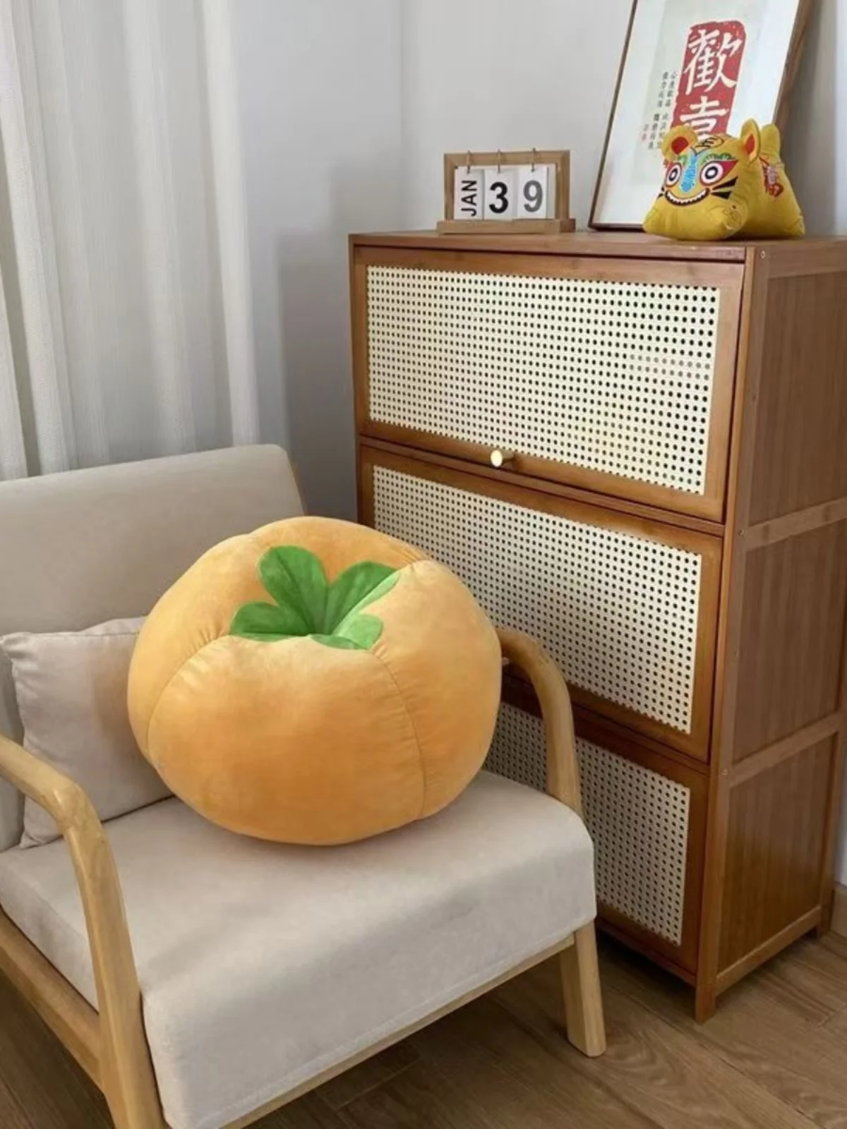 ato Cuion Musoom Pillow Decorative Sofa Pillow Bedroom Room Decor Cute Small Ornament Velvet Material PP Cotton Filling