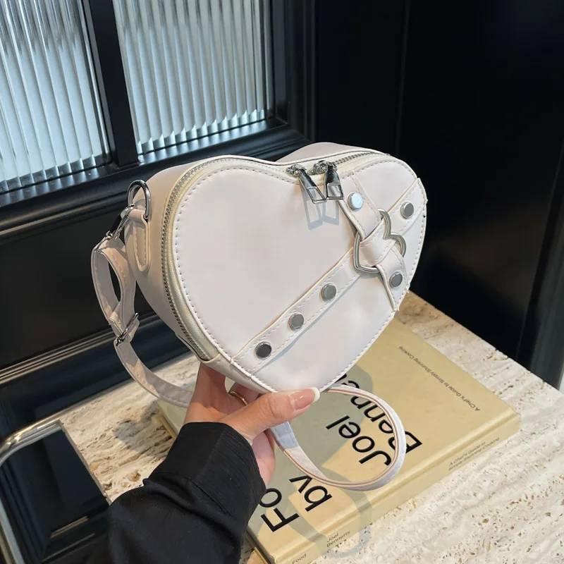 2024 New Unique Niche Bag, Popular Rivet Versatile Crossbody Bag, Trendy and Fashionable Love Bag, Women's Handbag