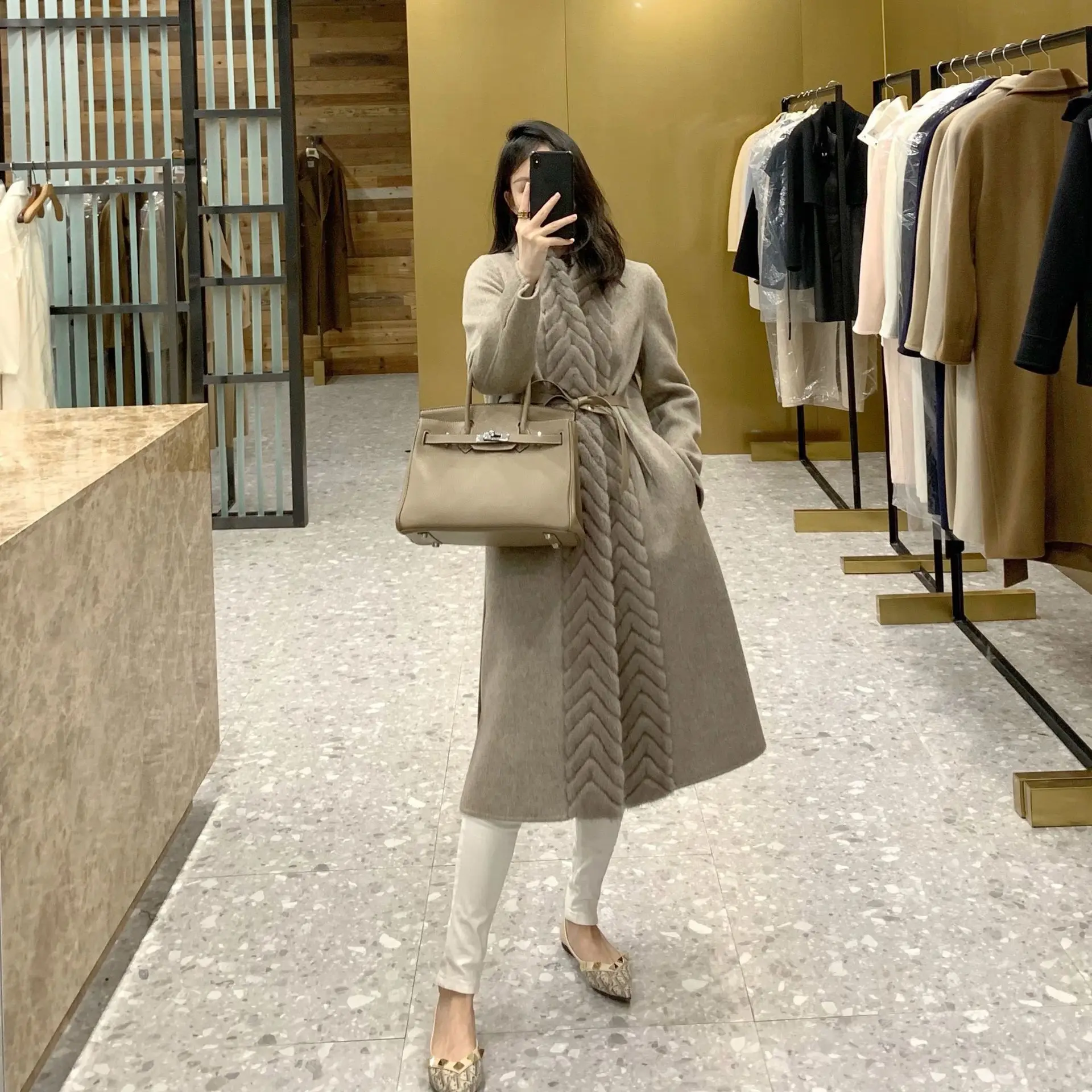 

2023 Woolen fur,New high fashion Vintage Women long sleeve faux mink fur cardigan overcoats Long maxi trench outerwear