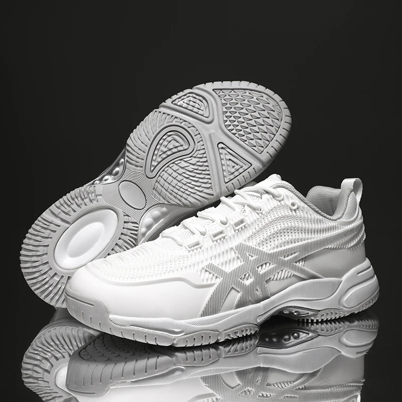 Men Badminton Shoes Training Outdoor Professional Volleyball Shoes Breathable Female Sports Tennis Comfortable
