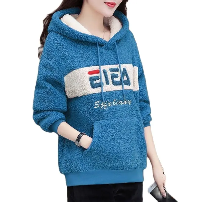 

2022 Autumn Winter New Add Velvet Short Imitation Sheep Lamb Wool Women Sweater Korean Version Loose Wild Hooded Keep Warm Coat