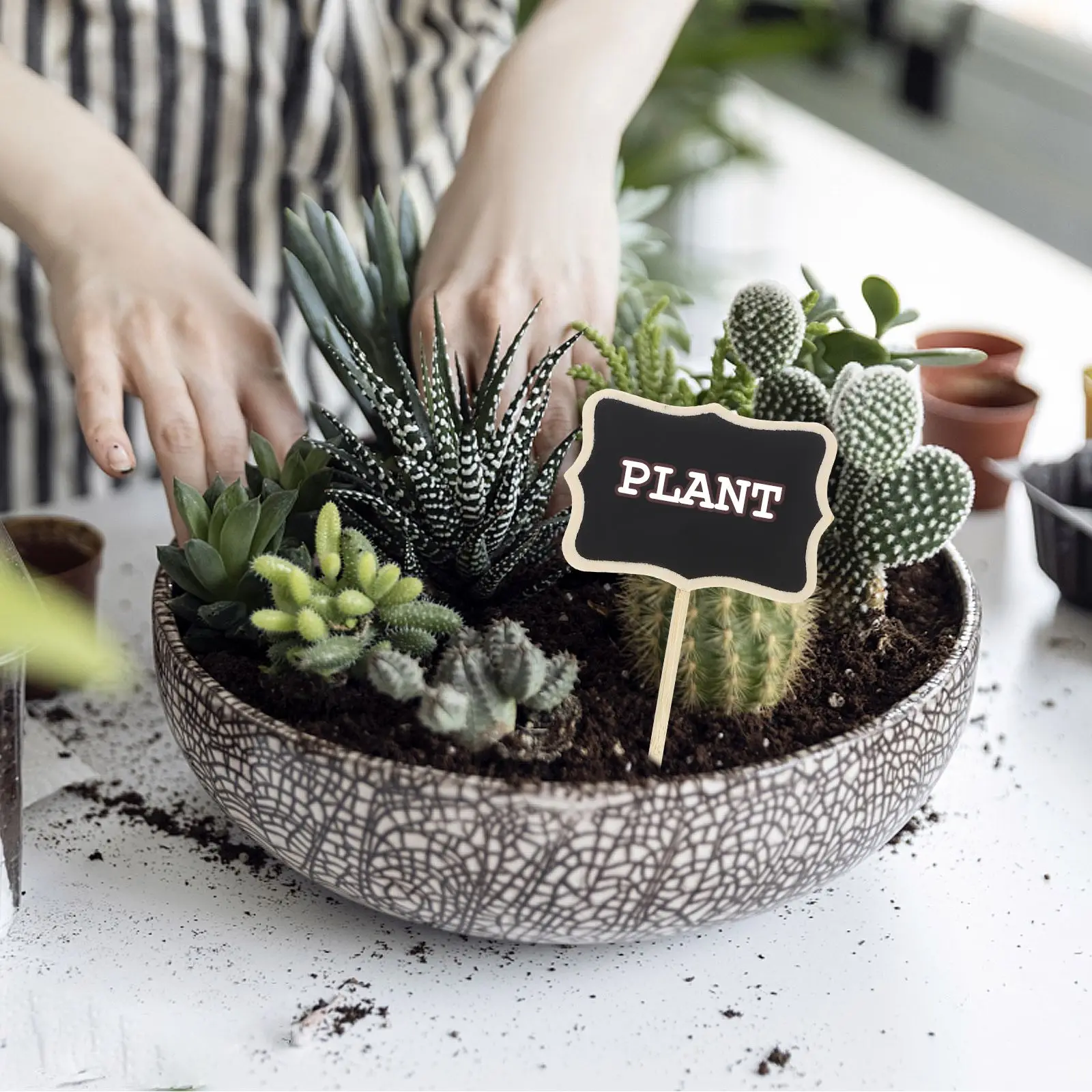 Wooden blackboard Wooden chalkboard 10PCS Mini Chalkboard Pop Dtick Message Slate Business Card Holder Memo Label for Home