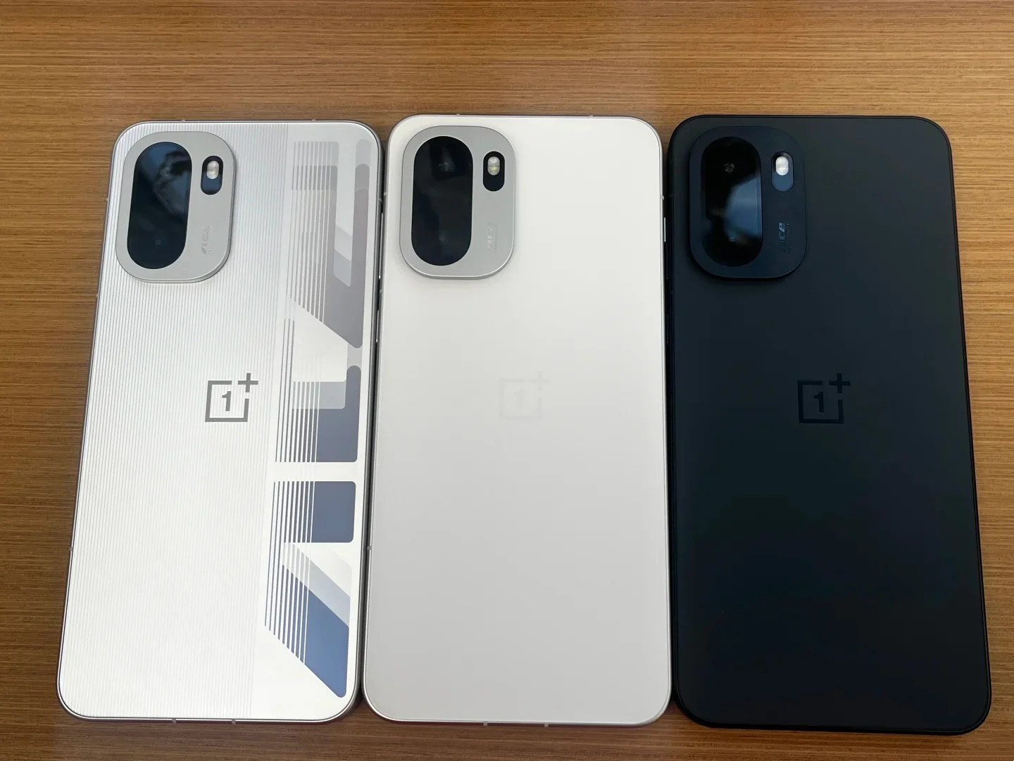 Unlocked OnePlus Ace6 5G Snapdragon8 Elite 50MP Camera 6.83 inch AMOLED 165HZ 7800mAh SuperVOOC 120W Charge Google Ace 6