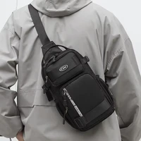 Les sacs à bandoulière neutres pour hommes et femmes conviennent aux voyages, comprenant des sacs à bandoulière et des sacs de voyage, un sac de poitrine pour hommes 3