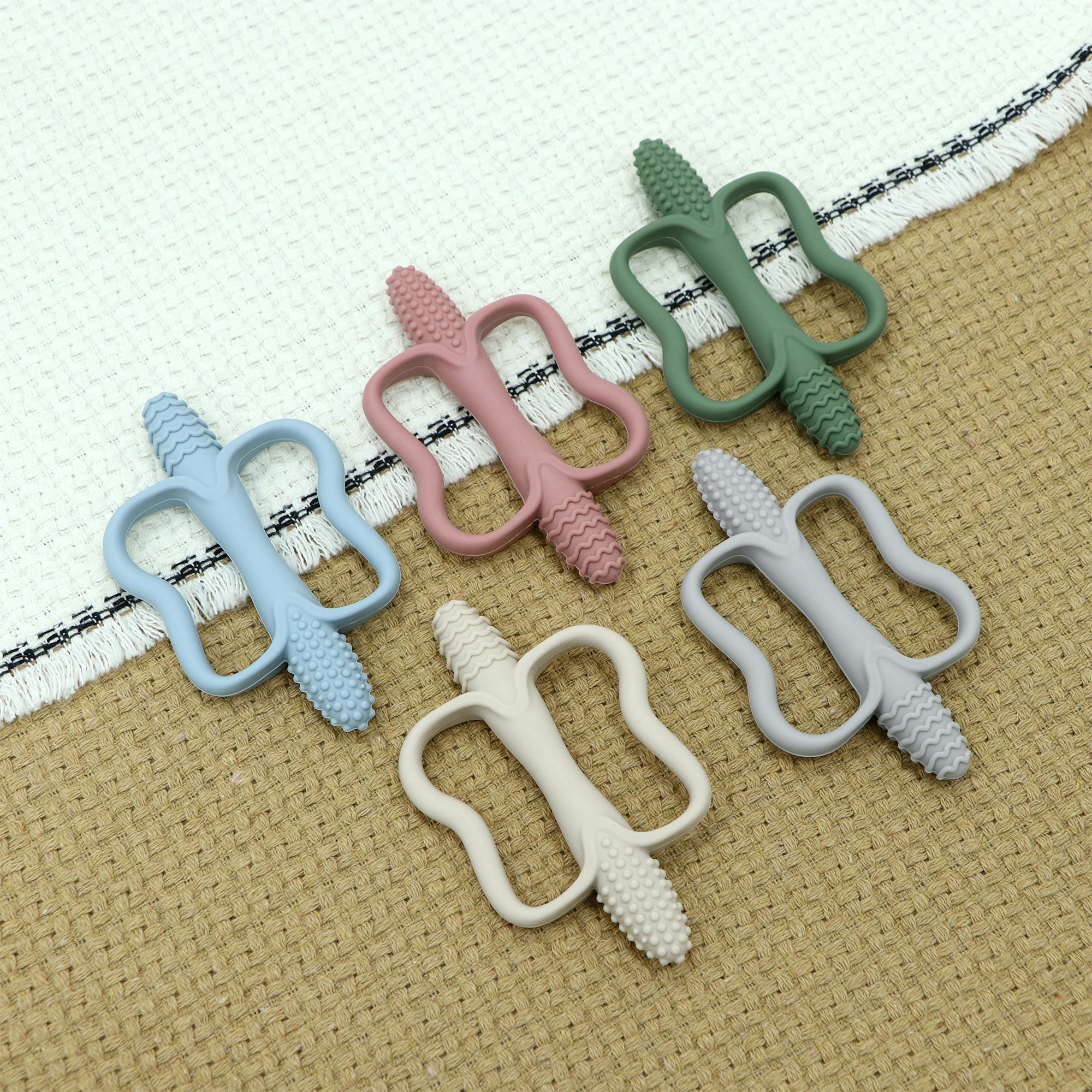 Silicone Corn-Shaped Baby Teether 2