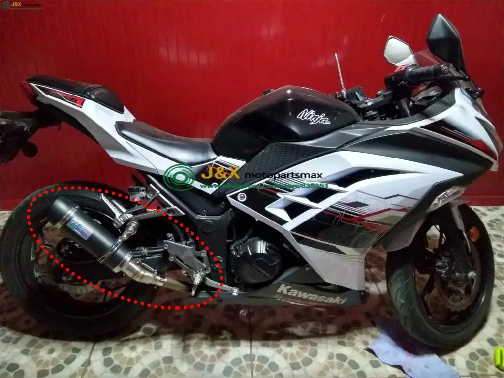Motorcycle Exhaust Middle Pipe Slip On For Kawasaki Z250 2008-2015 Ninja 300 2013-2016 Ninja 250R 2008-2012 Ninja250R Ninja300 - Image 2