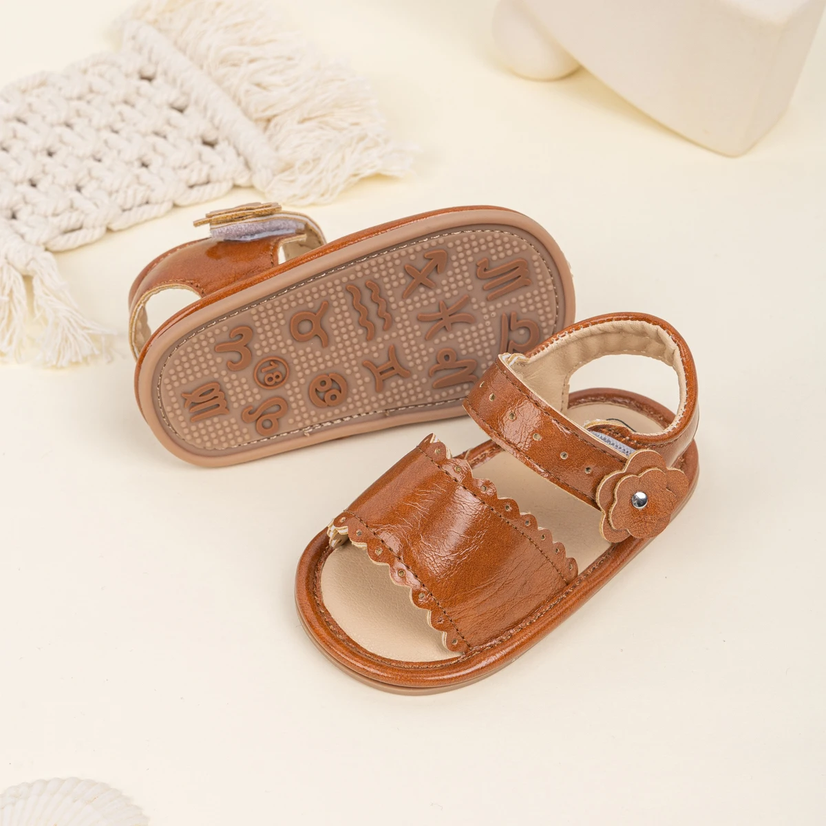Baby Sandals Summer New Flower Beach Shoes Breathable Fashion Casual Shoes Rubber Soles Non-Slip Toddler