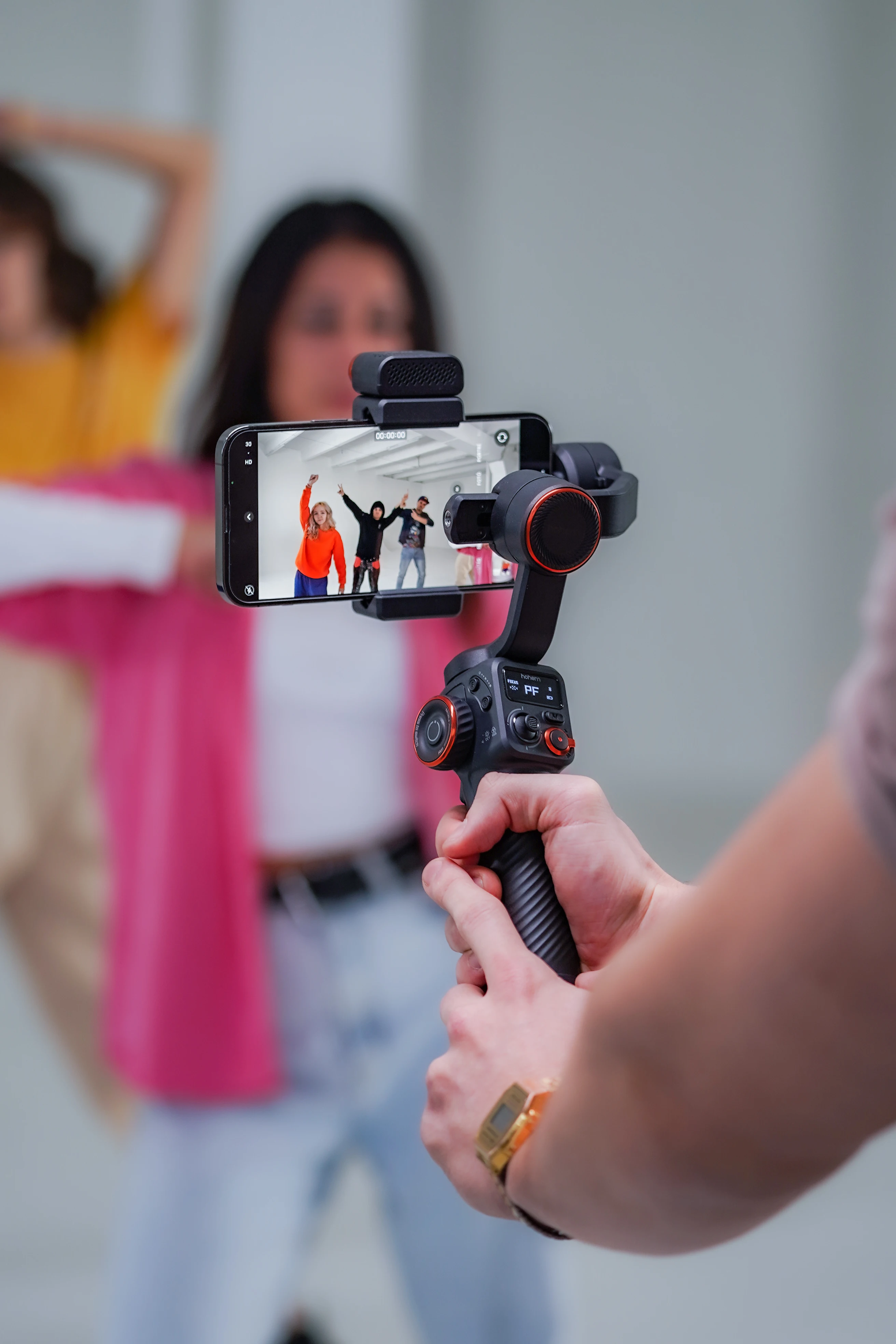 Description Picture 2 of itemHohem Official-website iSteady M6 3-Axis Gimbal Cell phone stabilizer with AI Magnetic Fill Light Full Color Video Record Vlogg