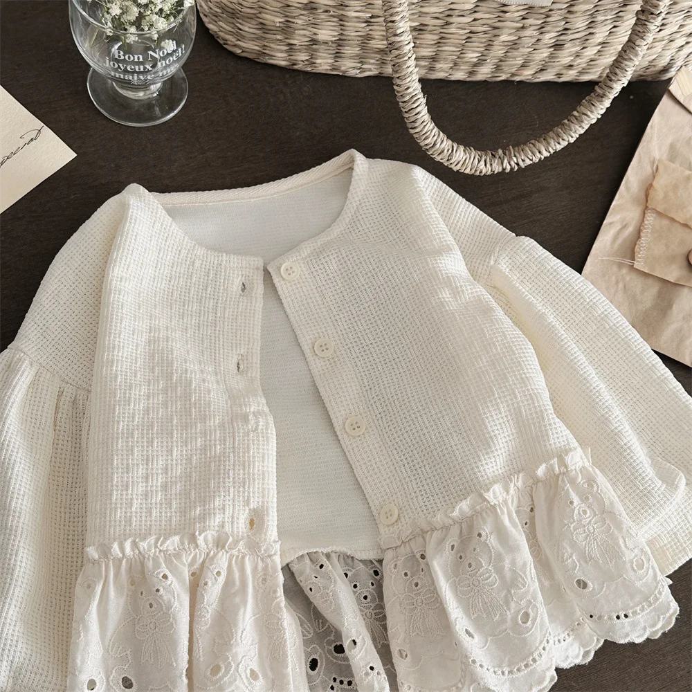 Spring New Baby Clothes Outerwear 0-3 Years Girl Clothes Small Grid Bubble Long Sleeved Cardigan Splicing Lace Jacket