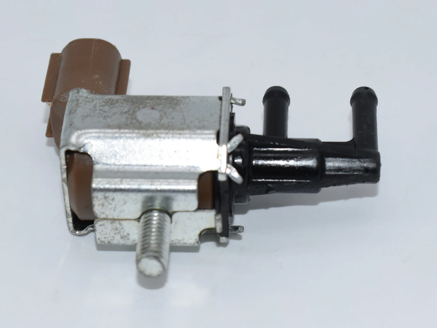 Turbo Boost Solenoid K5T48480 For 2009-2015 Lancer Ralliart 4B11 2.0L