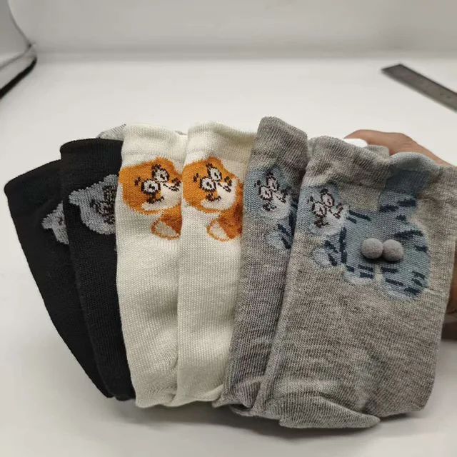 1/3 Pair Three-Dimensional Cat Printed Men female Mid Tube Socks Soft Comfortable Sweat Absorbing Breathable Casual Couples Sock 2
