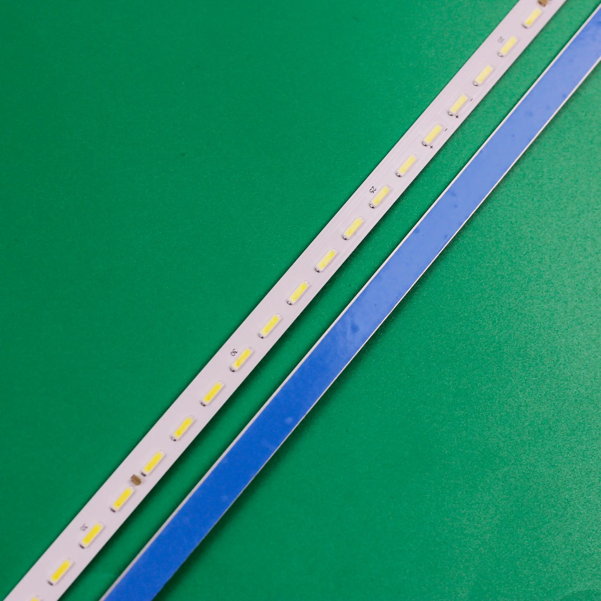 Barre LED L-Type Pour TV LG 65UH6550 (6916L2434A)