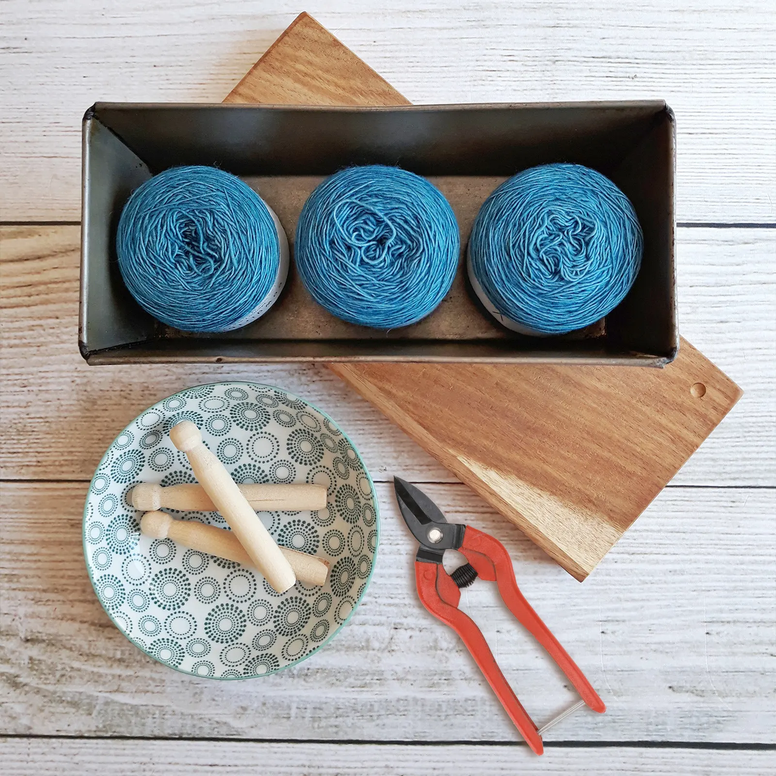 1Pcs 전문 DIY 가위 긴 손잡이 합금 및 플라스틱 구조 재봉용 뜨개질 와이어 비즈 실 공예용